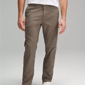 Lululemon ABC Classic Trouser in Nomad. Size 33 waist x 32 length.